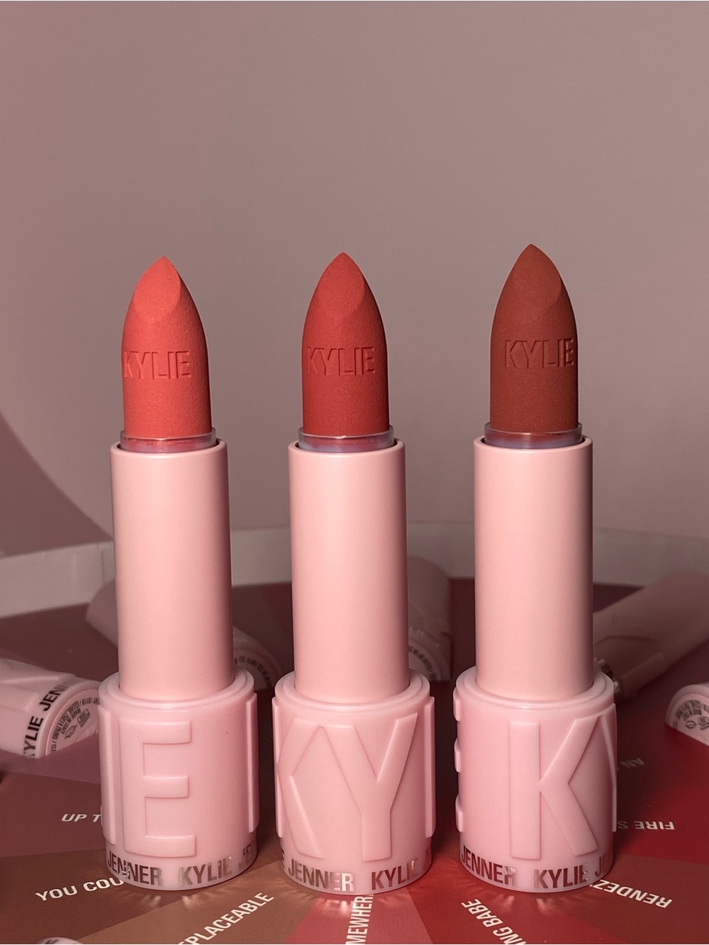 24 lipsticks + PR Box Kylie Cosmetics